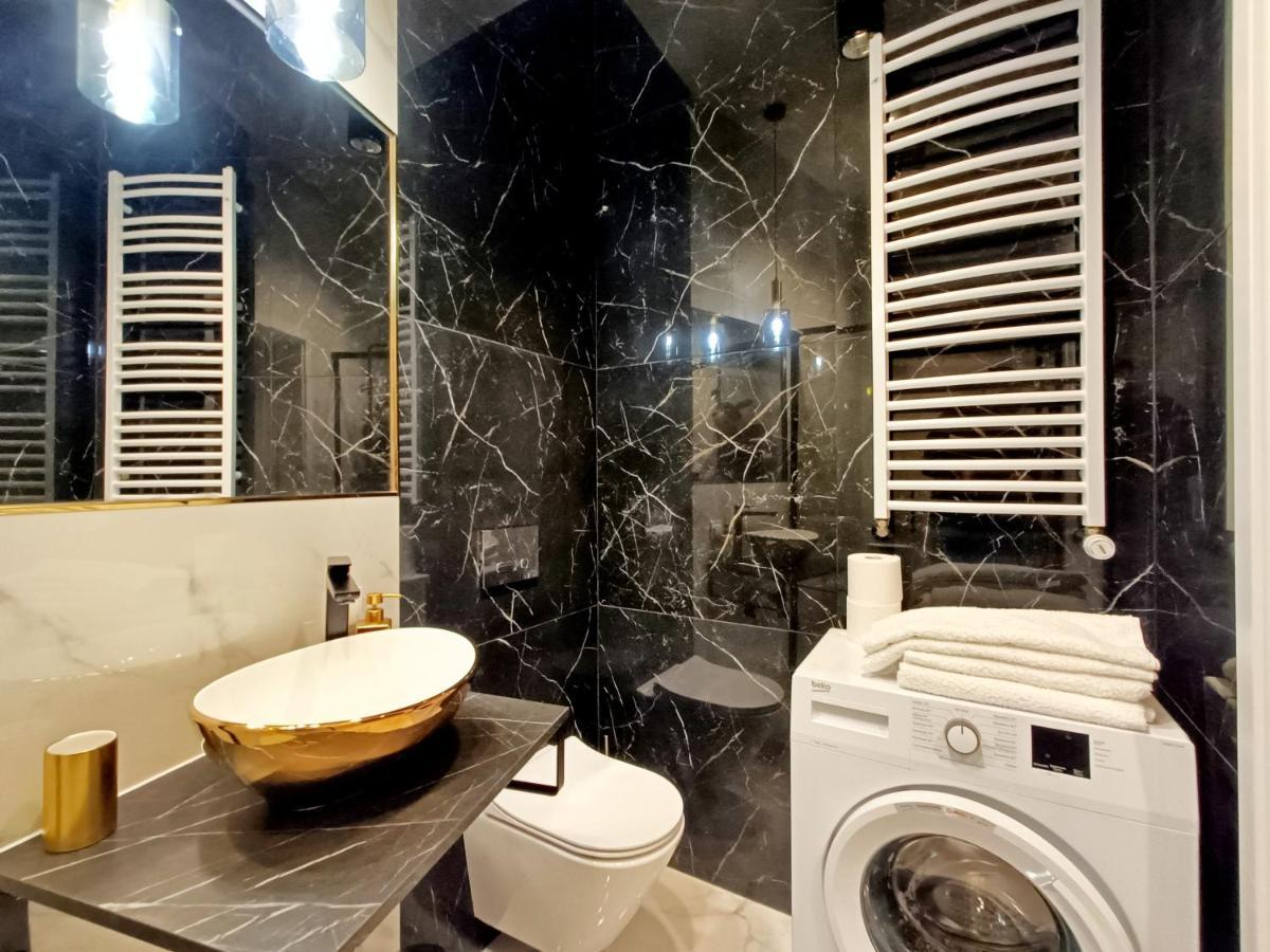 Apartament Nad Zalewem セロツク エクステリア 写真