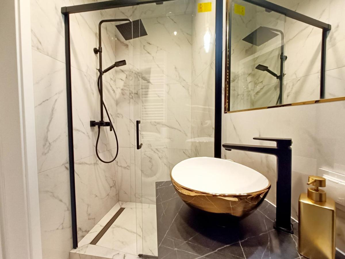 Apartament Nad Zalewem セロツク エクステリア 写真